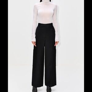 Khatie wide leg fitted pants size 6